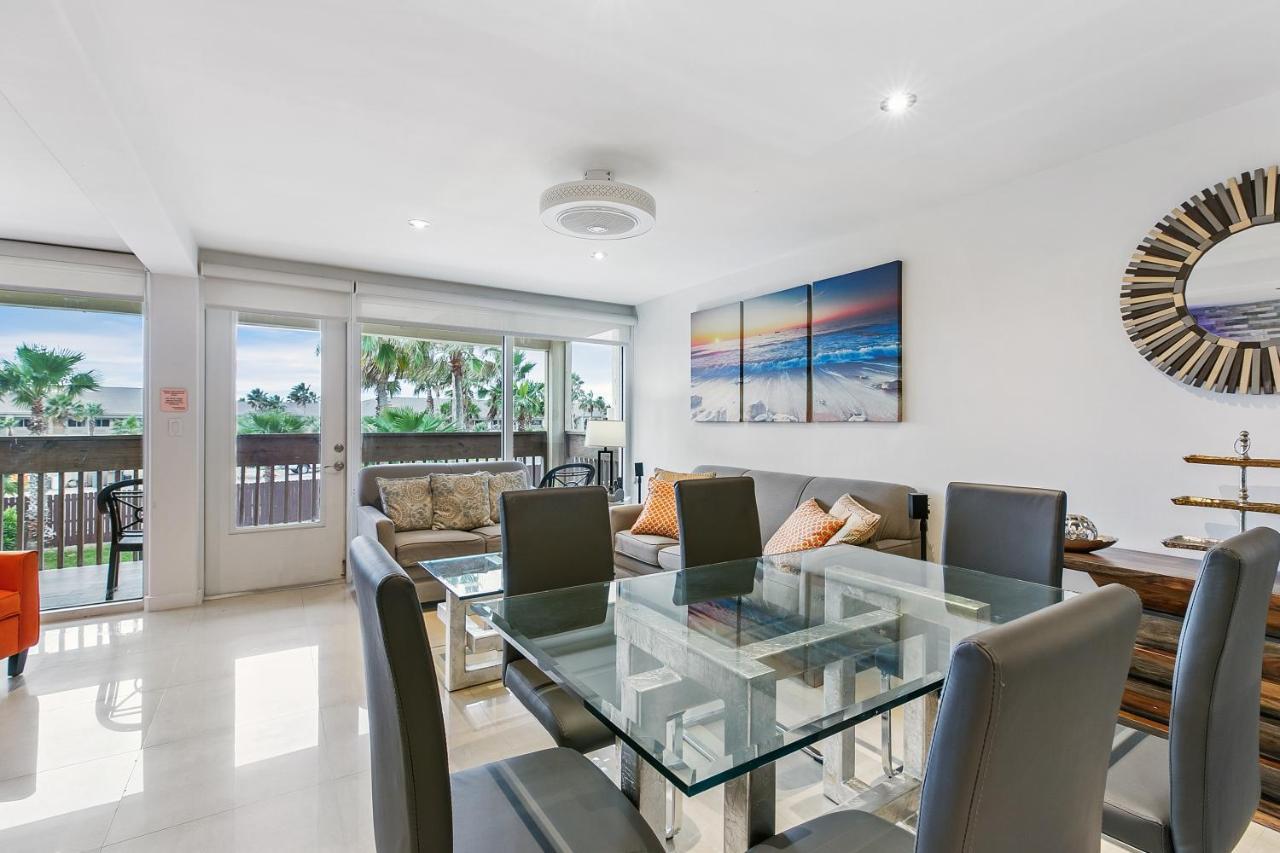 Newly Decorated Condo In Beautiful Beachfront Resort South Padre Island Extérieur photo